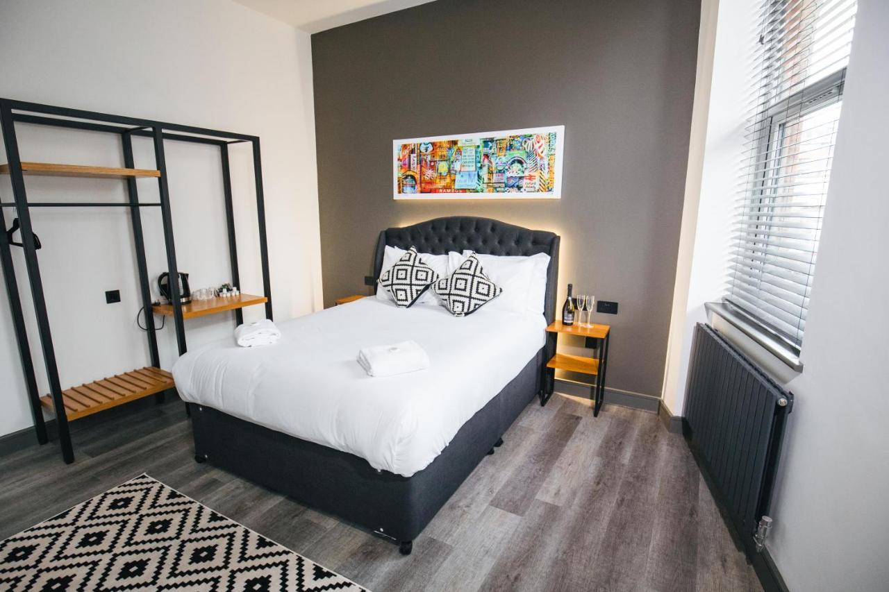 Black Lion Hotel Manchester Salford  Extérieur photo