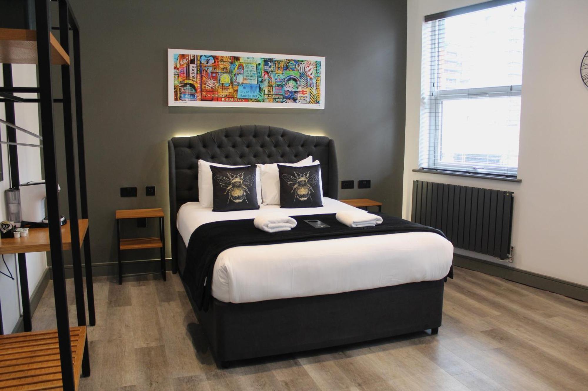 Black Lion Hotel Manchester Salford  Extérieur photo